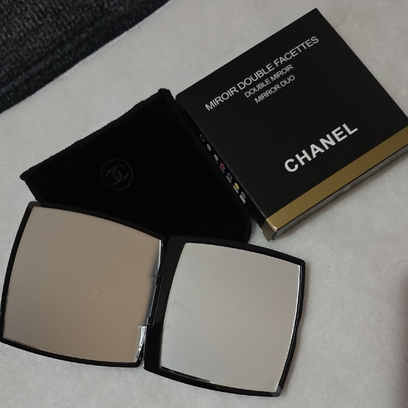 NEW~ CHANEL Double Sided Mirror - Picture 7 of 10